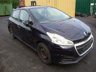 Peugeot 208  picture 3
