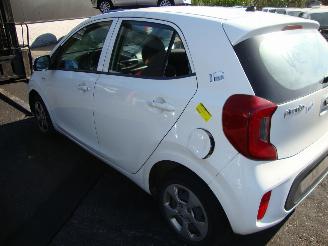 Kia Picanto  picture 6