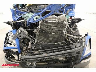 Volvo FM 420 Full Air Autotransport Chassis picture 8