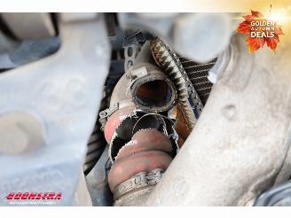 Scania R R500 6X2 Retarder VDL Haakarm Standclima Leder Navi Camera picture 17