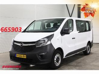 krockskadad bil bedrijf Opel Vivaro 1.6 CDTI 9-Pers. Navi Airco PDC 2017/8