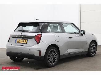 Mini Mini SE Essential 54.2 kWh 218 PK LED Navi Cruise Camera picture 3