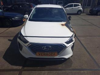 Auto da rottamare Hyundai Ioniq Ioniq, Liftback, 2016 / 2022 1.6 GDI 16V PHEV 2021/9
