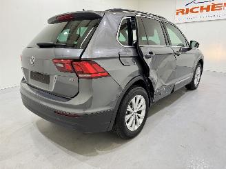 Volkswagen Tiguan 1.4 TSI Comf.Business Pano picture 24