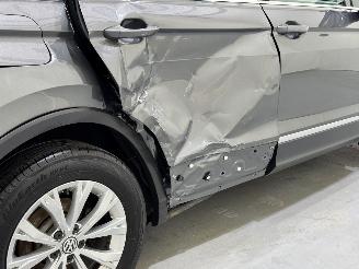 Volkswagen Tiguan 1.4 TSI Comf.Business Pano picture 10