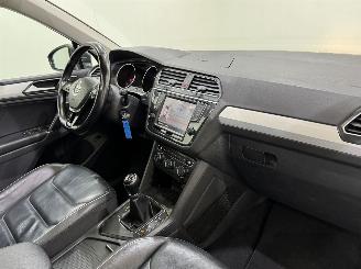 Volkswagen Tiguan 1.4 TSI Comf.Business Pano picture 34