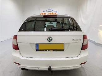 Skoda Superb Combi 1.8 TSI Comf. Bus. Aut picture 5