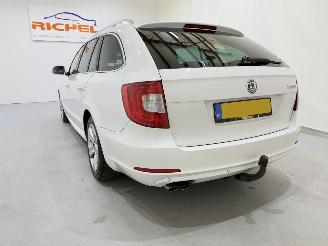 Skoda Superb Combi 1.8 TSI Comf. Bus. Aut picture 32