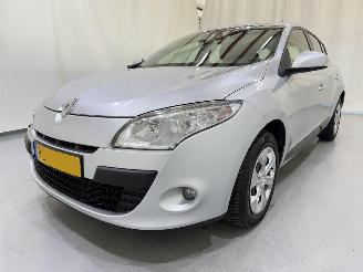 Renault Mégane HB 1.5 dCi FAP Dynamique picture 13