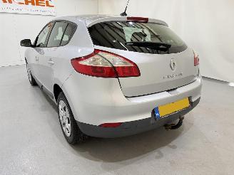 Renault Mégane HB 1.5 dCi FAP Dynamique picture 5
