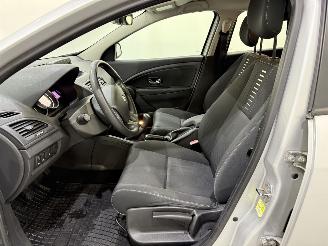 Renault Mégane HB 1.5 dCi FAP Dynamique picture 8