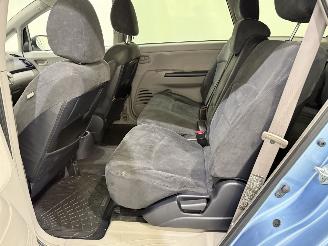 Mitsubishi Grandis 2.4-16V Intense 7-pers. picture 33