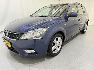 Kia Ceed SW 1.4 CVVT Navigator Plus picture 3