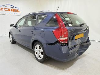 Kia Ceed SW 1.4 CVVT Navigator Plus picture 4