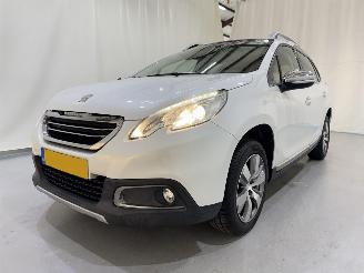 Peugeot 2008 1.2 PureTech 82 Allure Clima picture 3