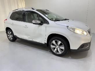 Peugeot 2008 1.2 PureTech 82 Allure Clima picture 13