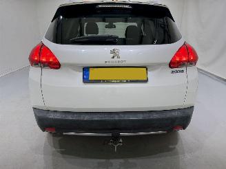 Peugeot 2008 1.2 PureTech 82 Allure Clima picture 5