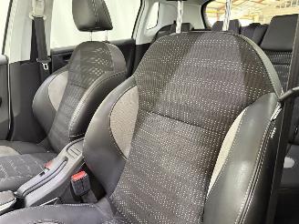 Peugeot 2008 1.2 PureTech 82 Allure Clima picture 38