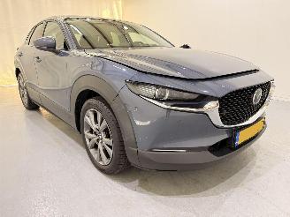 skadebil auto Mazda CX-30 2.0 E-Skyactiv X MHEV Luxury 2021/4