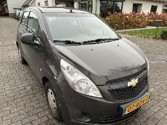 Chevrolet Spark 1.0-16V picture 2