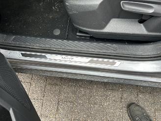 Volkswagen T-Roc 1.0 TSI    Move picture 13