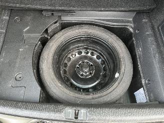 Volkswagen Passat Stationcar 1.4 picture 9