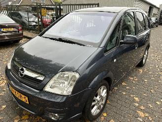 Damaged car Opel Meriva 1.6 Cosma 2010/2