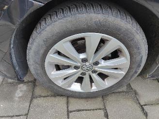 Volkswagen Golf 1.5 TSI Comfortline Navi Clima Cruise picture 30