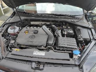 Volkswagen Golf 1.5 TSI Comfortline Navi Clima Cruise picture 32