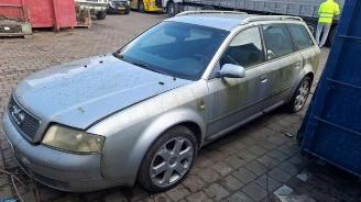 Vrakbiler auto Audi S6 S6 Avant (C5), Combi, 1999 / 2005 4.2 V8 40V 1999/7