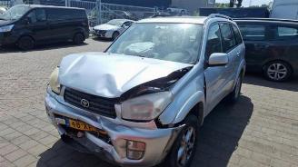Vrakbiler auto Toyota Rav-4 RAV4 (A2), Terreinwagen, 2000 / 2005 2.0 16V VVT-i 4x4 2002/7
