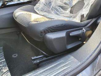 Peugeot 2008 P24E 1.2P Aut. picture 17