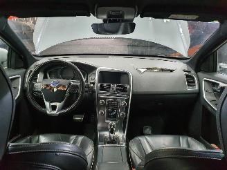 Volvo Xc-60 2.0 D4 FWD R-Design Momentum picture 7