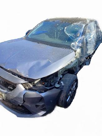 Opel Corsa F 1.2 Petrol Turbo picture 2