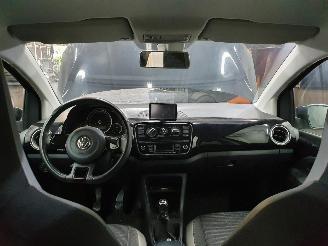 Volkswagen Up! 121 1.0 BlueMotion High Up! picture 7