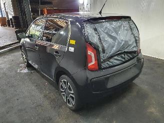 Volkswagen Up! 121 1.0 BlueMotion High Up! picture 4