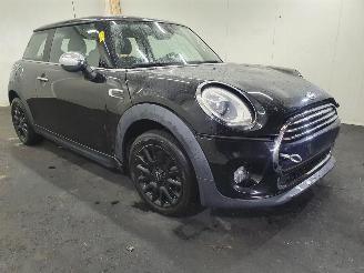 Salvage car Mini Cooper F56 Cooper 2014/11