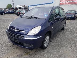 Vrakbiler auto Citroën Xsara-picasso Blauw KPUD Onderdelen Deur Bumper 2005/10