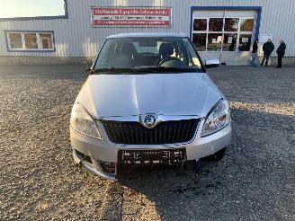 Skoda Fabia 1.2 THP Zilver LA7W Onderdelen CGPB Motor picture 2