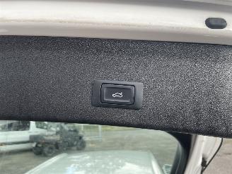 Audi A4 Avant B8 2.0 TDI DPF Multitronic picture 16