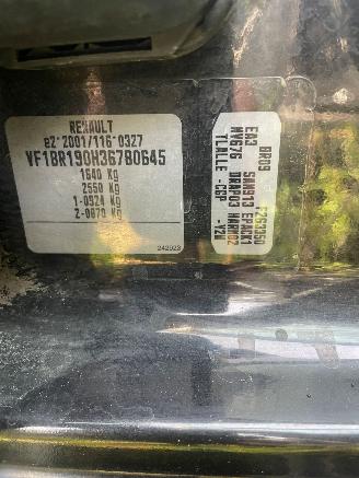 Renault Clio 1.6 Schwarz NV676 picture 16