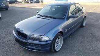 Dezmembrări autoturisme BMW 3-serie E46 Stahlblau 372 Onderdelen Bumper Deur 2000/9