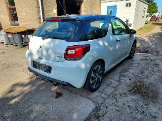 DS Automobiles DS 3  picture 4