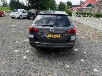 Opel Astra SPORTS TOURER picture 4