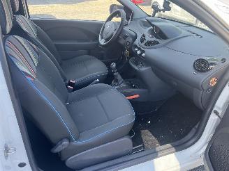 Renault Twingo  picture 13