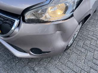 Peugeot 208 1.4 vti picture 20