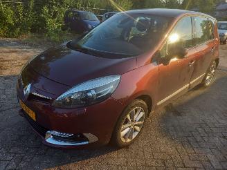 Renault Scenic 1.2 TCE PRIVILEGE picture 2