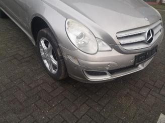 Mercedes R-klasse R (W251), MPV, 2005 / 2014 5.0 500 V8 32V 4-Matic picture 17