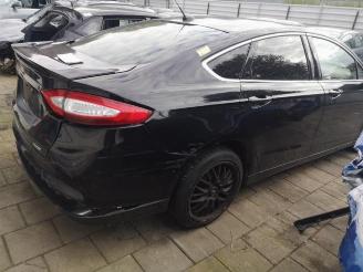 Ford Mondeo  picture 3