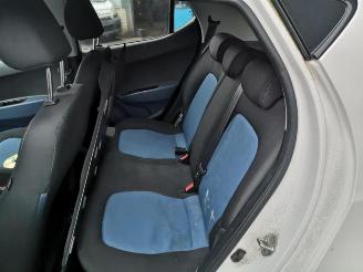 Hyundai I-10 i10 (B5), Hatchback, 2013 / 2019 1.0 Bi-Fuel picture 14